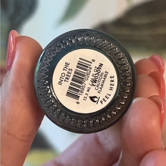 olive and june long-Lasting Nail Polish - Deep Green ‘Into the Trees’ NIB - Picture 2 of 3